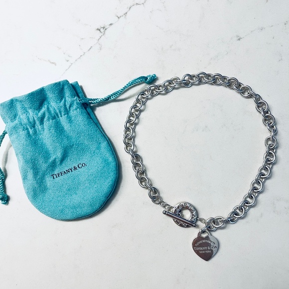 TIFFANY & CO HEART TOGGLE NECKLACE - Picture 2 of 3
